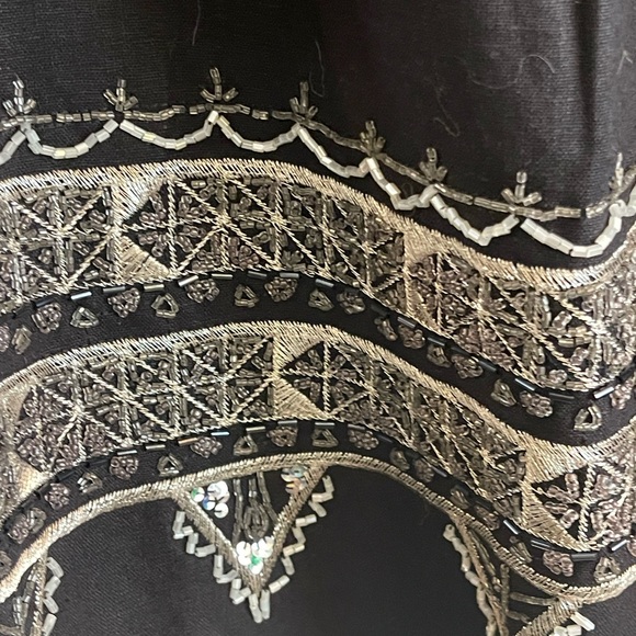 Talbots Collection linen-cotton black skirt with sequin and bead trim. Size 10 - Picture 2 of 4